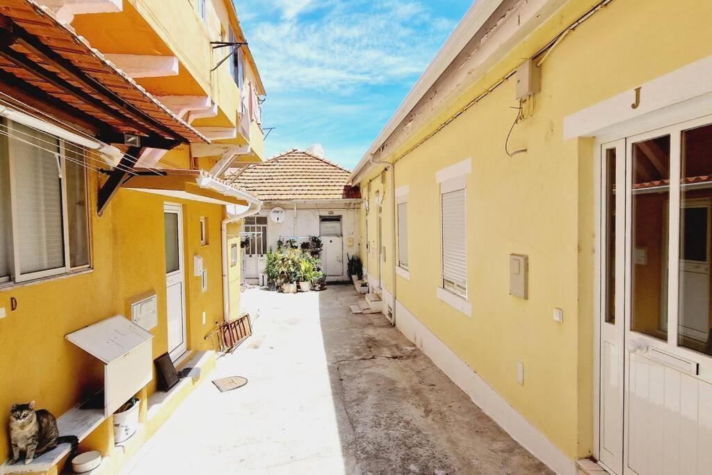 Rio Marvila House Lisbona Esterno foto
